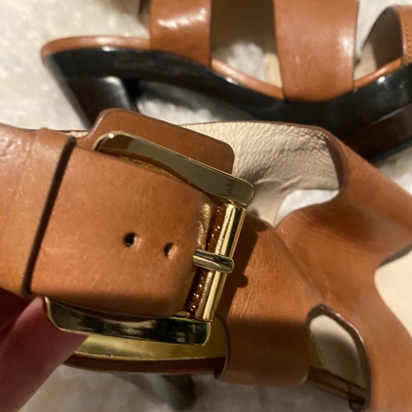😍 Michael Kors Carla Cognac Brown Leather
Platform Sandal✨ - Picture 7 of 14